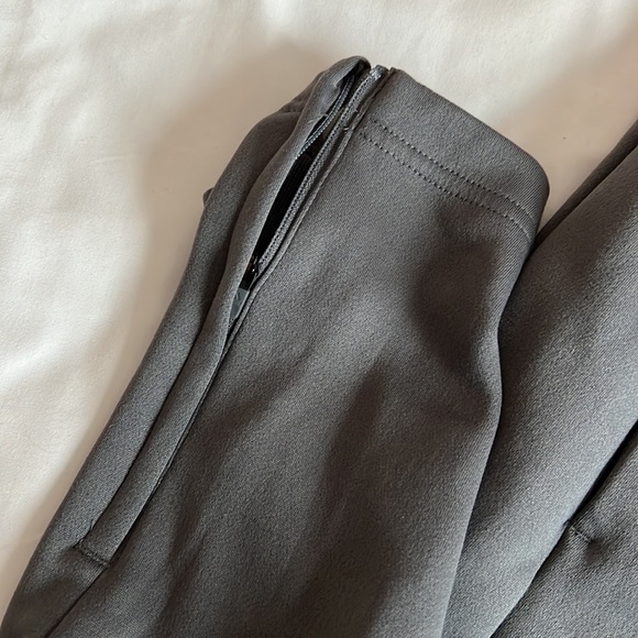 Adidas athletic pants - Picture 4 of 4